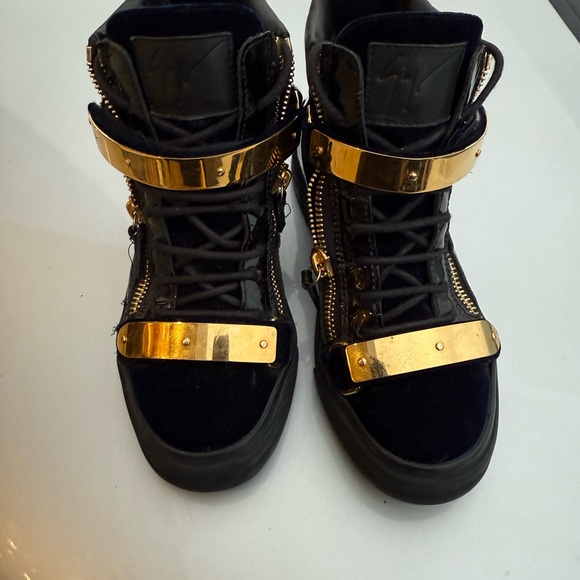 Giuseppe Zanotti (US size 5.5 Men) - Picture 4 of 5